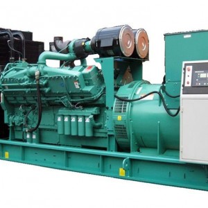 美國康明斯動(dòng)力配套700KW千瓦柴油發(fā)電機(jī)組